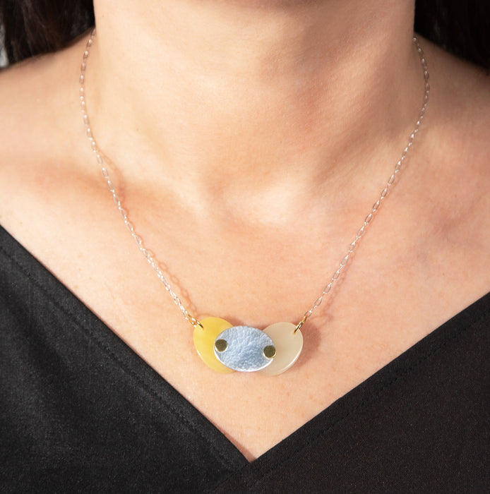 'Three Ovals' Amber & Silver Necklace